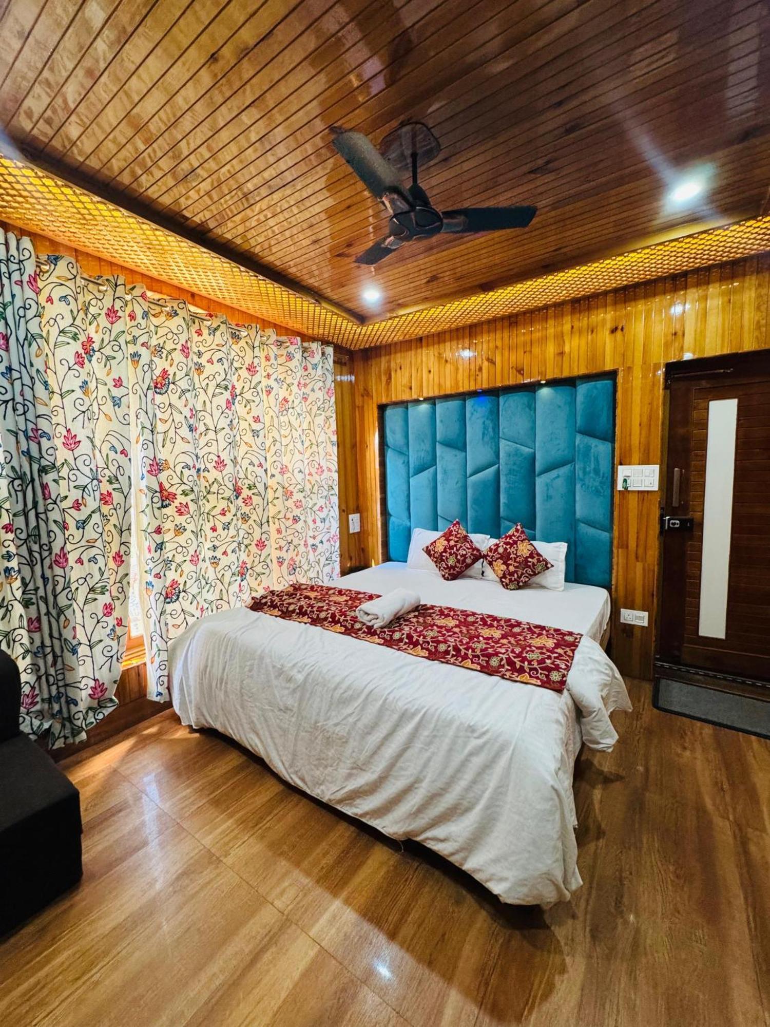 Frosty Mountain Resort Pahalgām Eksteriør bilde